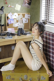 年轻女教师在线观看